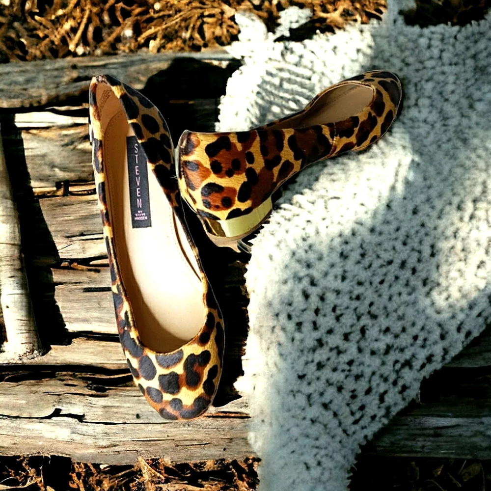 Steven Paigge Leopard Calfskin Flats Gold Heel  Animal Mob Wife Leather Size 7.5